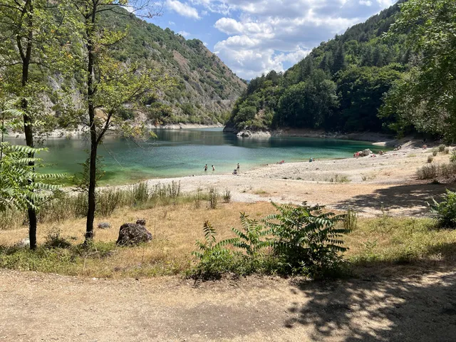 photo-1