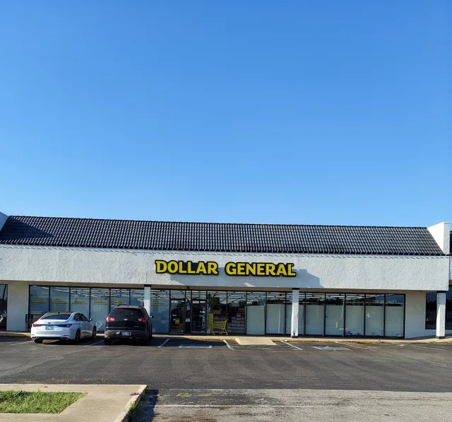 North Oaks Shopping Center