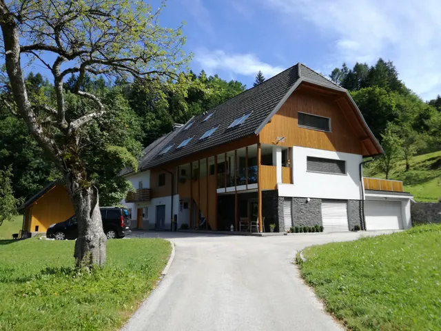 Apartments Tourist Farm Štorman