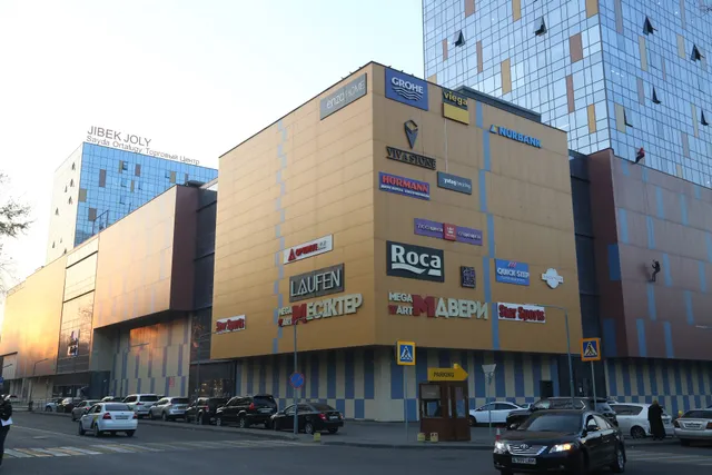 Zhibek Zholy, Mnogofunktsional'nyy Biznes Tsentr