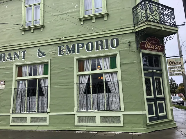 Restaurant & Emporio Okusa