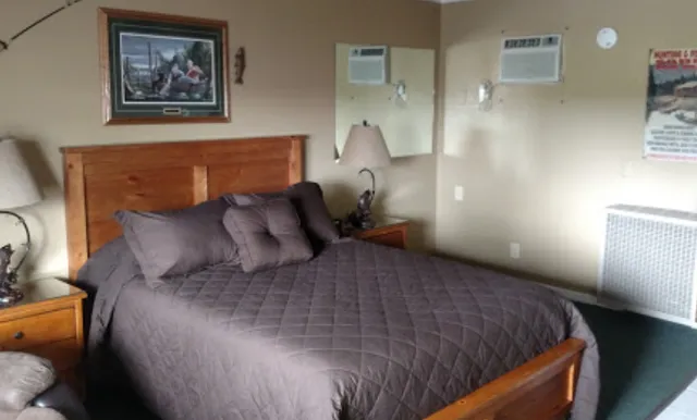 Nights Inn Motel & Suites