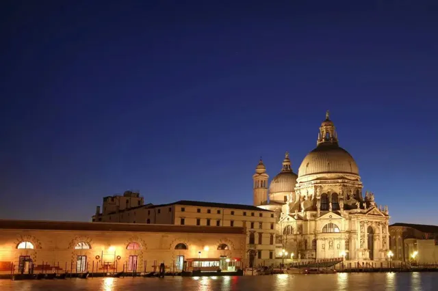 Otto House Apartment