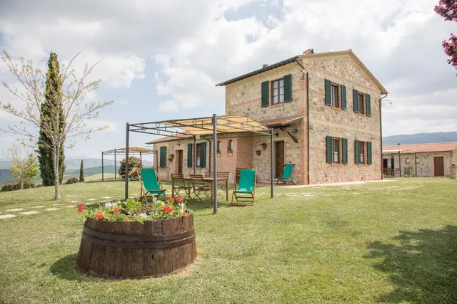 Farmhouse La Valle Del Sole