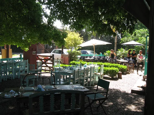 La T Parrilla y Restorán Natural