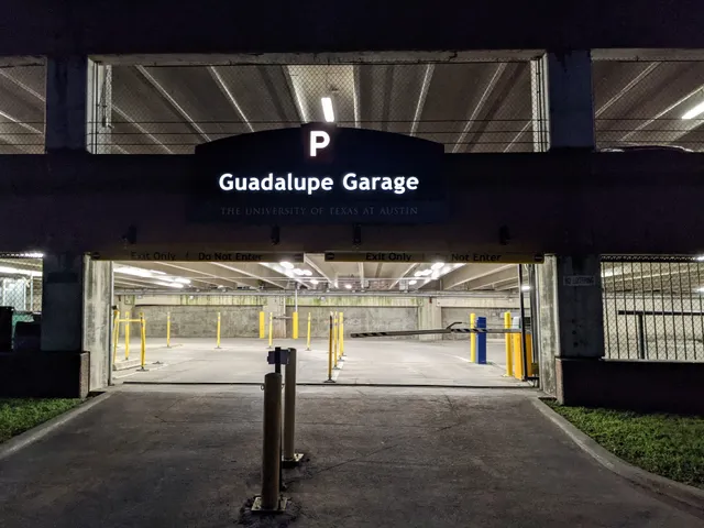 Guadalupe Garage