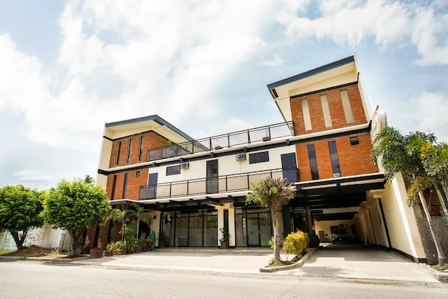 OYO 244 Driggs Suites