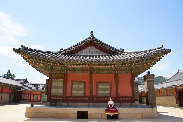 Gyeongbokgung (Government Complex-Seoul)