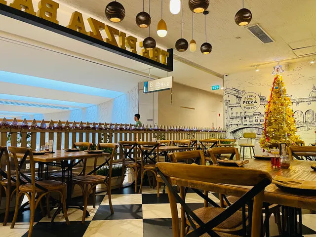 The Pizza Bakery - Bar & Eatery