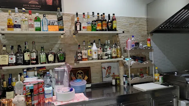 Anna's Bar