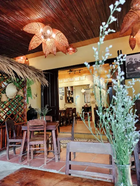 Relics Coffee and Restaurant