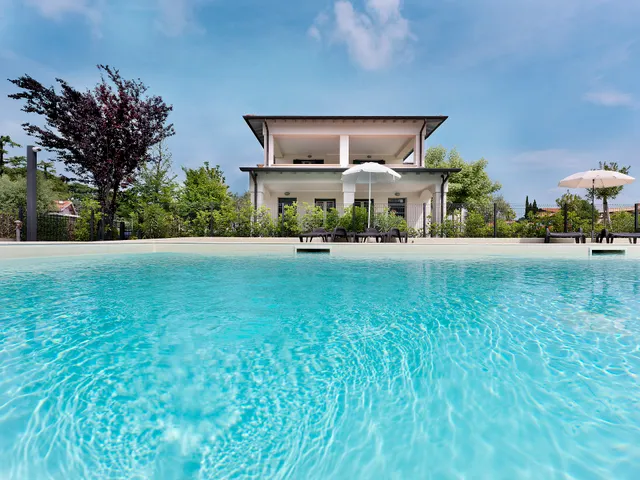 Appartamenti Residence Fiore Rosso Sirmione