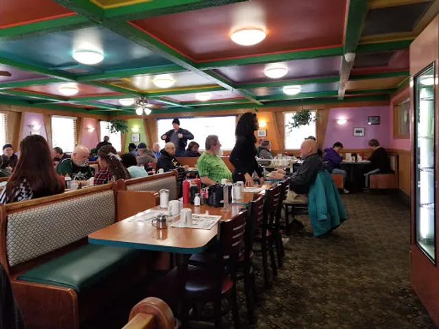 Canarys Family Restaurant