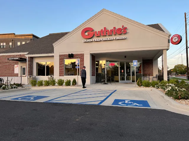 Guthrie’s Downtown Auburn