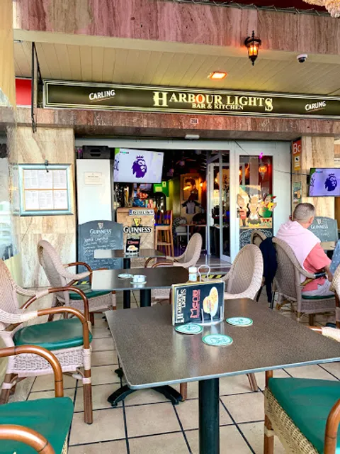 Coctelería Harbour Lights