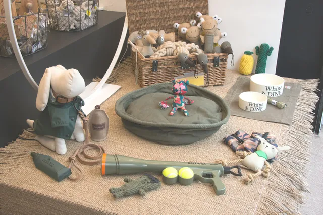 Flair in the city "art de vivre for pets" concept store & grooming