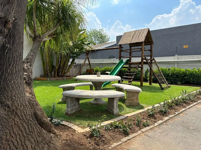 BM Gardens Apartment Hotel.