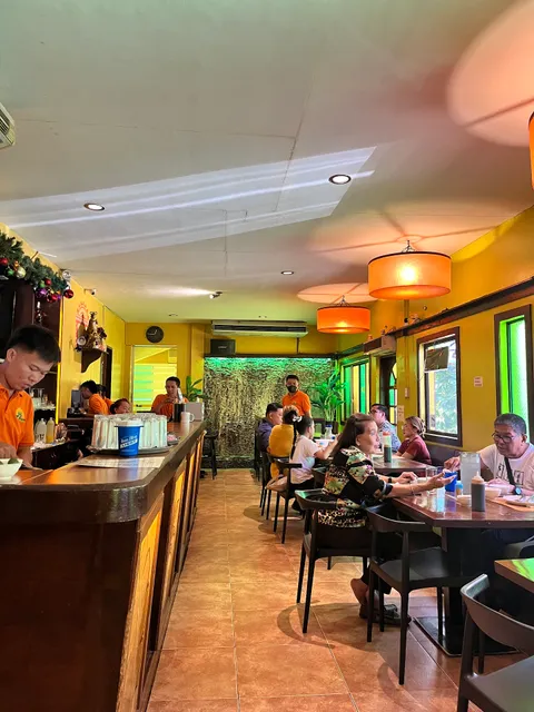 Alejandro's Crispy Pata