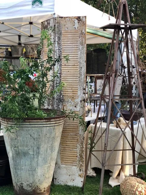 Sister's Gift and Home