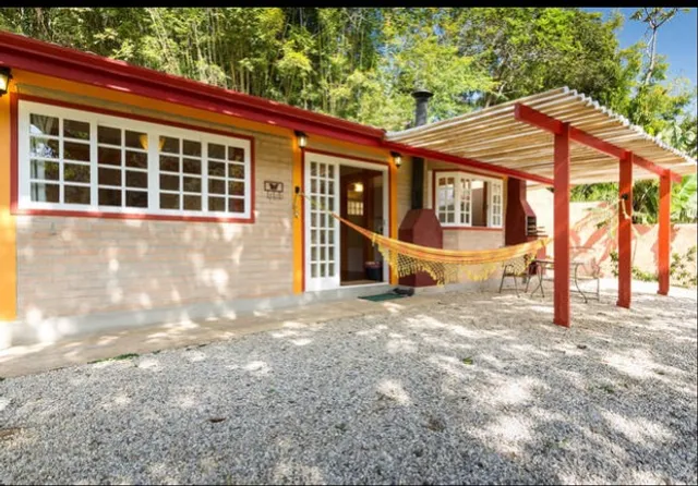 CHALÉS DA CASA CENTENÁRIA