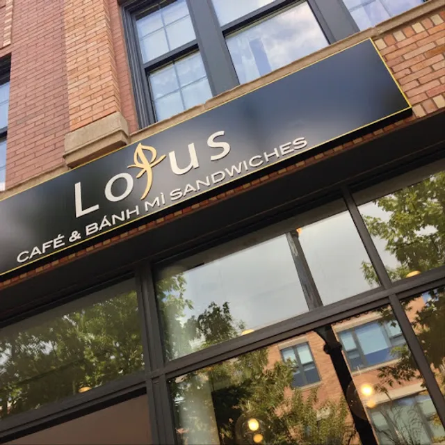 Lotus Banh Mi - Chicago UIC