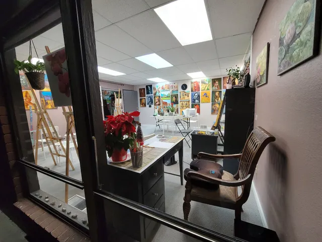 Pazouki Art Studio/Gallery