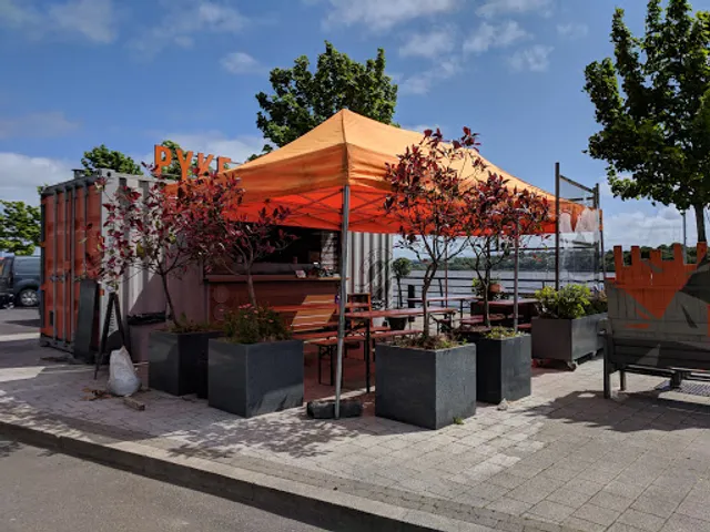 Pyke 'N' Pommes (POD on the Riverfront)