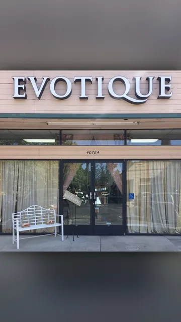 Evotique