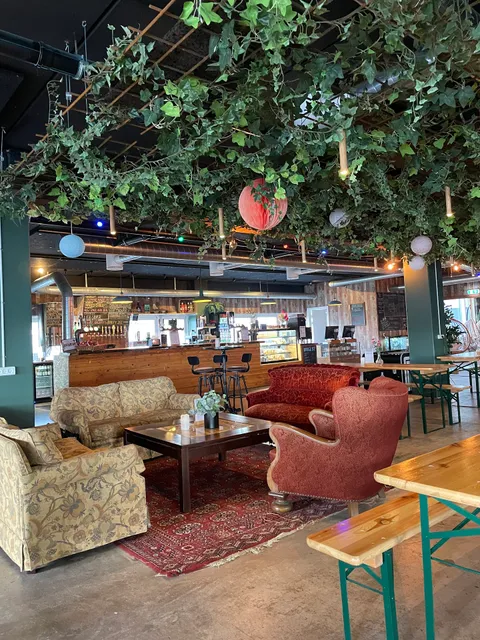 Urban Camper Hostel & Bar