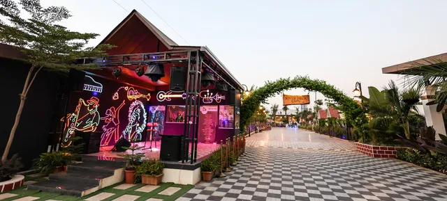 River Deck Cafe by Prana Resorts