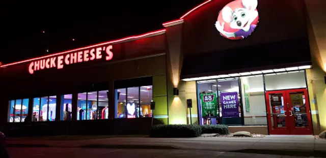 Chuck E. Cheese