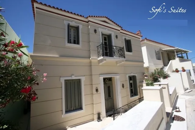 Sofi's Suites