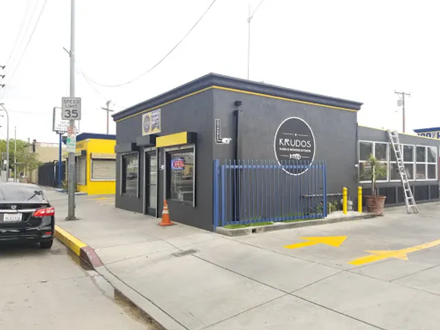 Krudos Sushi & Modern Kitchen