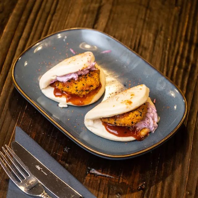 Rayu Pan Asian @ The Feathers