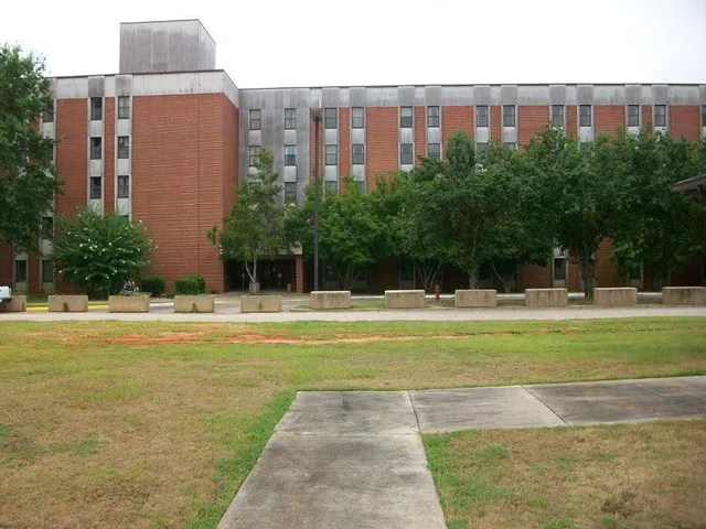 IHG Army Hotels Building 100-300 Series