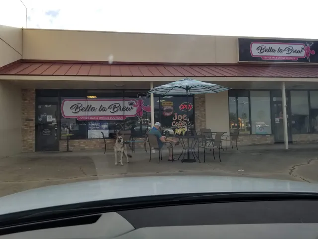 Harbor Oaks Shopping center