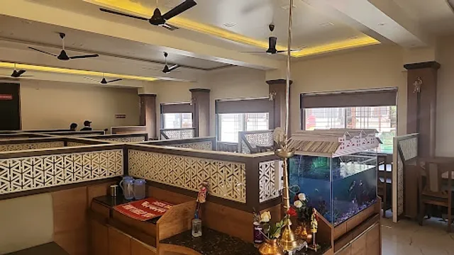 MAYUR GARDEN FAMILY RESTAURANT