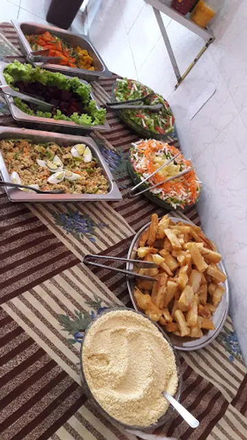 Lanche e Pizzaria Maná