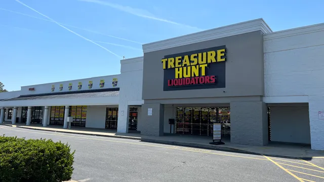 Treasure Hunt Liquidators Bin Mega Store