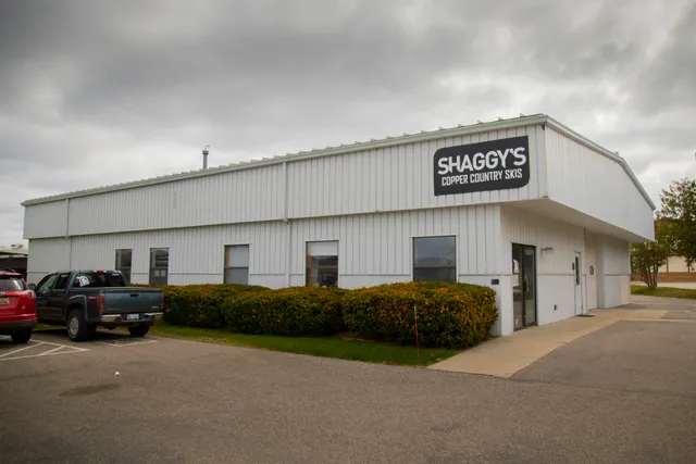 Shaggy's Copper Country Skis