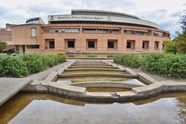 Biblioteca Pública Virgilio Barco