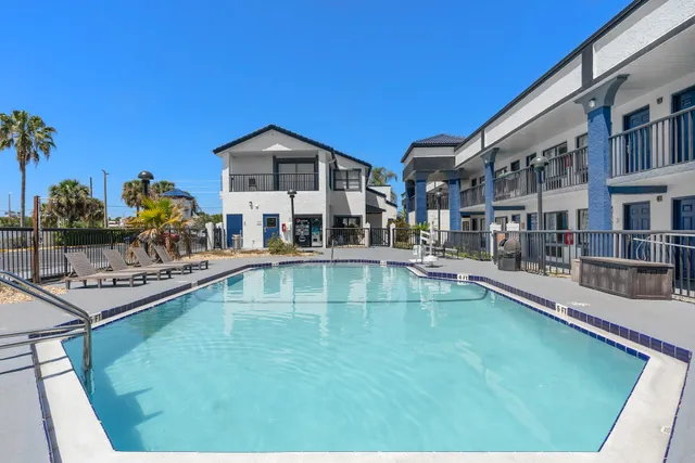 Baymont by Wyndham Orlando East