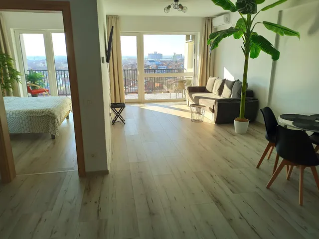 Summer Haven Apartment