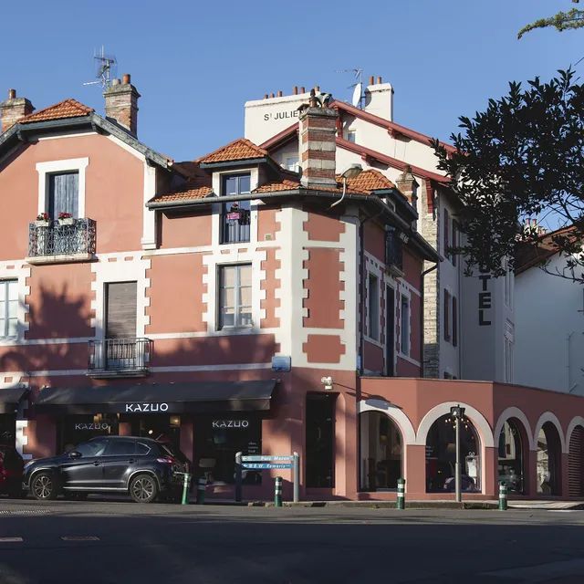 Kazuo, mobilier design contemporain