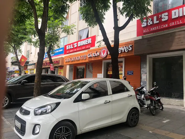 Popeyes D2 Giảng Võ