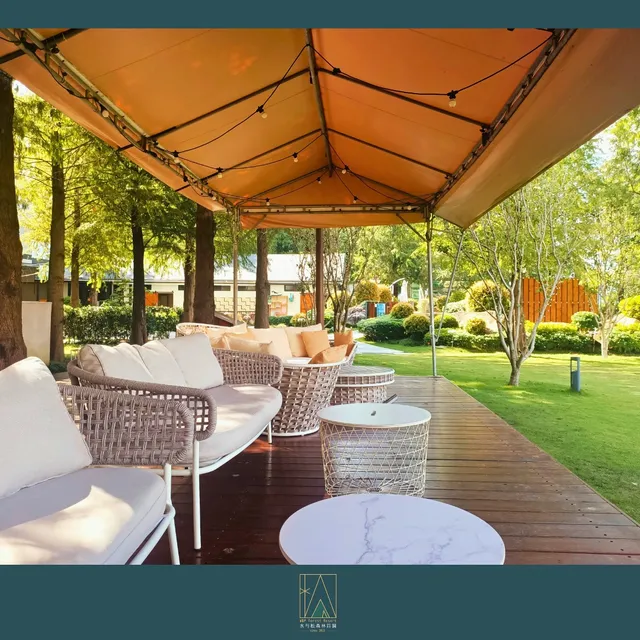 水與松森林莊園