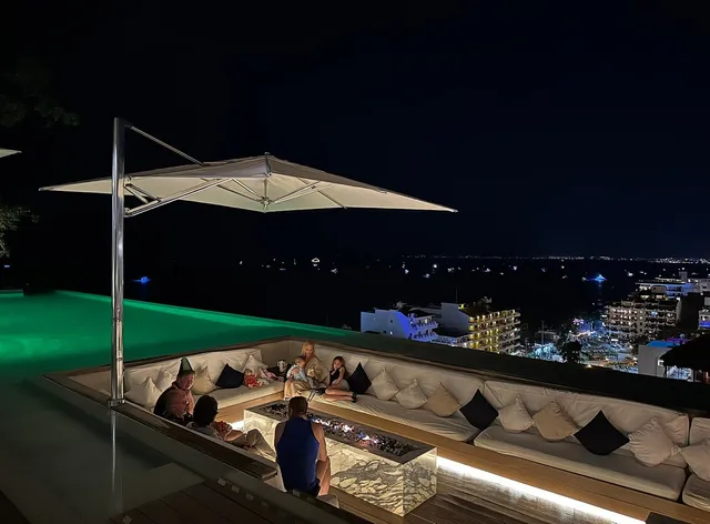 Pier 57 Vacation Rental