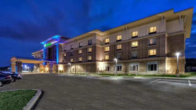 Holiday Inn Express & Suites Pittsburgh SW - Southpointe by IHG