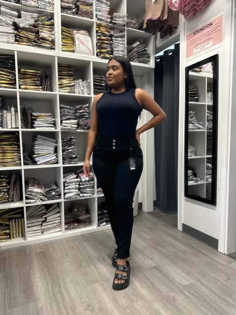 Fajas Colombianas Accari