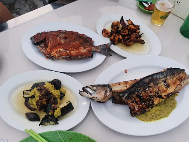 Acia Ikan Bakar